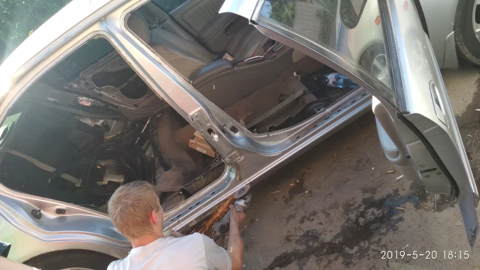 Nissan Maxima QX 2.0 серій 3