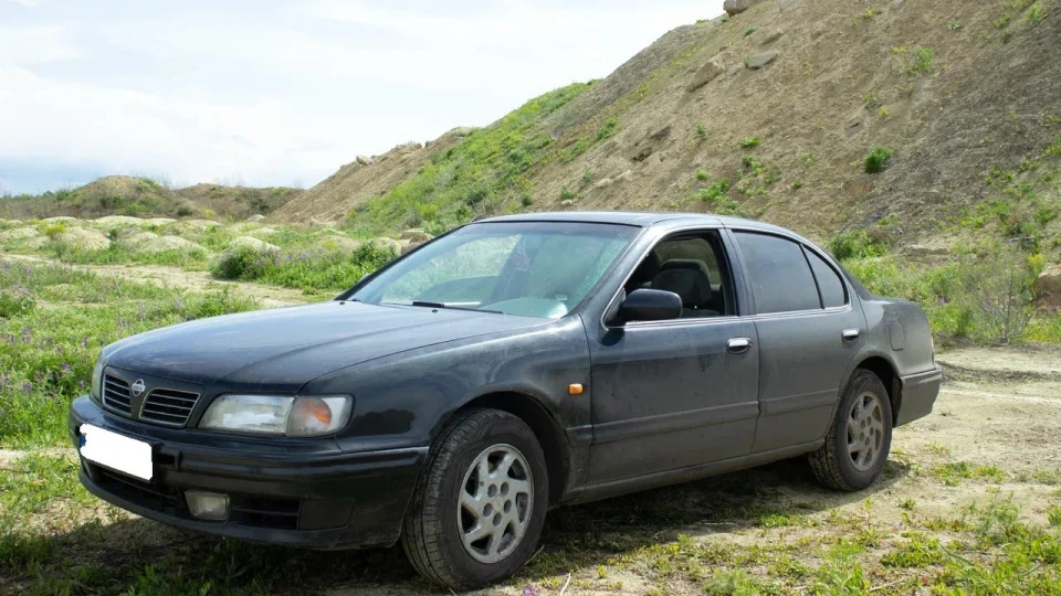 Nissan Maxima QX 2.0 2