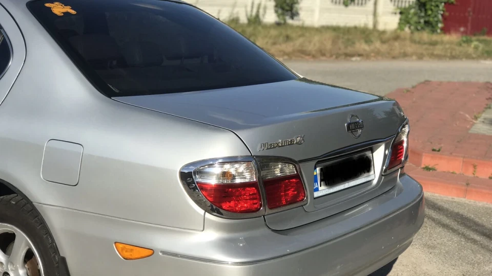 Nissan Maxima QX 2.0 2