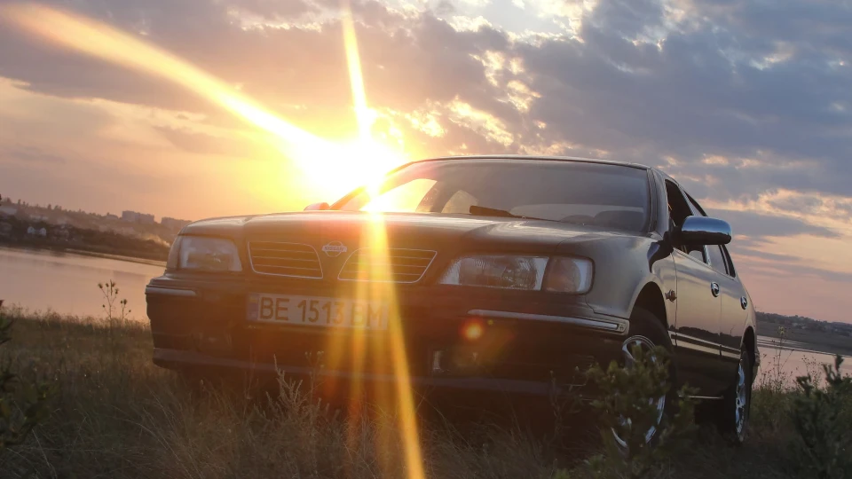 Nissan Maxima QX 2.0 4