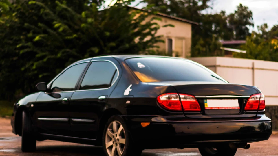 Nissan Maxima QX 3.0 Каравелла 4