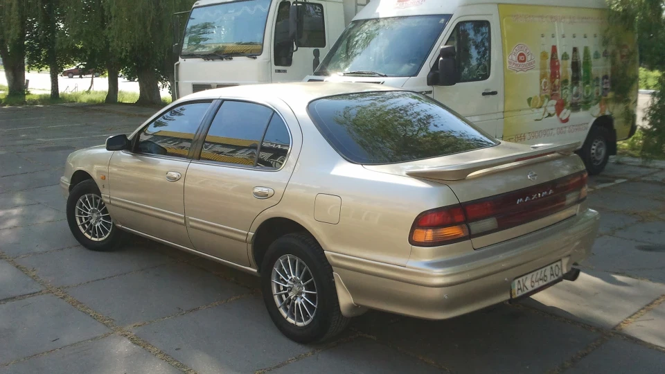 Nissan Maxima QX 3,0 л - арабка 3