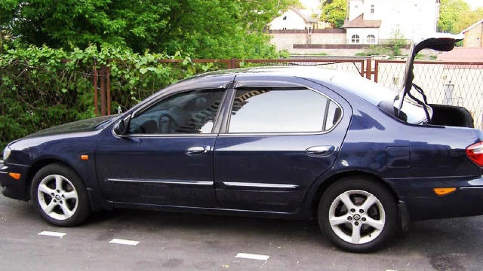 Nissan Maxima QX 3.0 V6