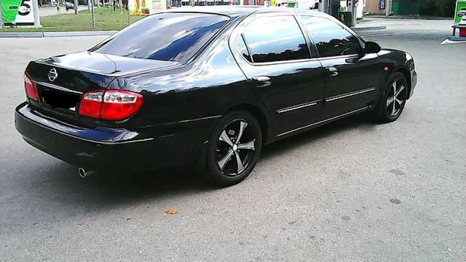 Nissan Maxima QX 3.0 2