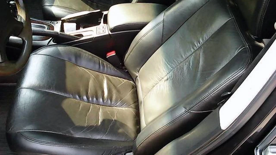 Nissan Maxima QX 3.0 5