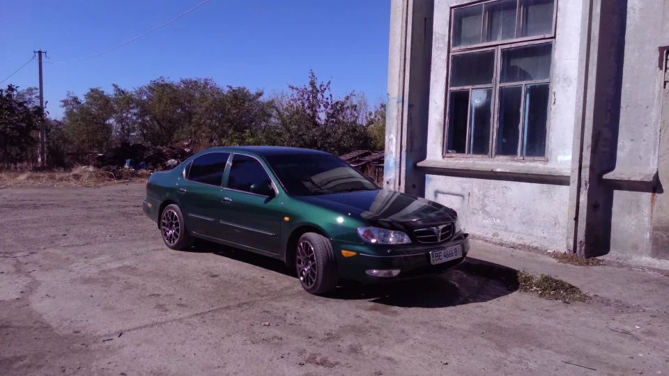 Nissan Maxima QX 3.0л 3