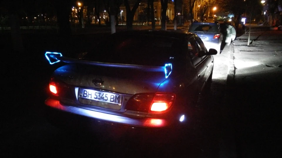 Nissan Maxima QX Шалена двушка