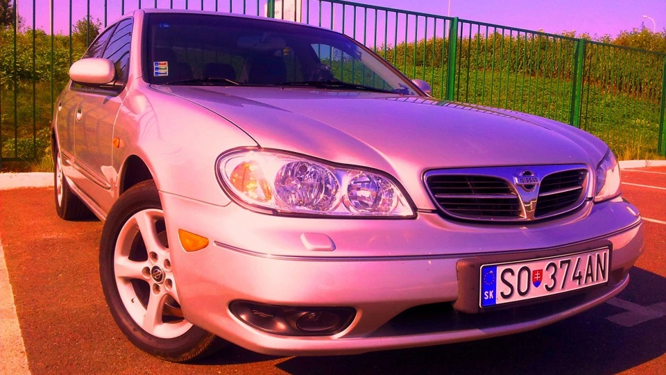 Nissan Maxima QX Бойовий МАХ V6, 3,0 4