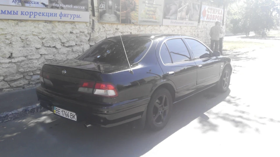 Nissan Maxima QX Братиш