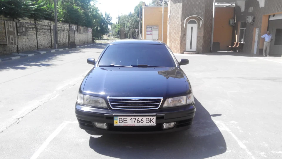 Nissan Maxima QX Братиш 2