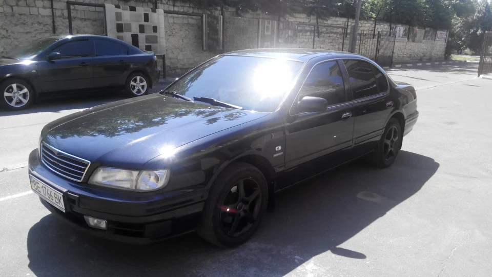 Nissan Maxima QX Братиш 3