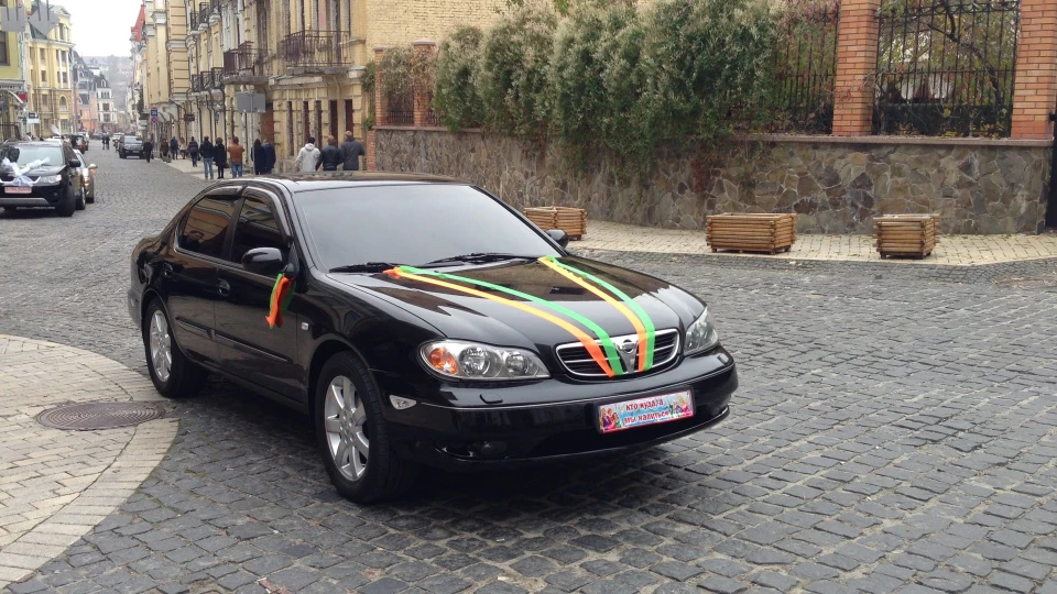 Nissan Maxima QX Чорний Максимус 4