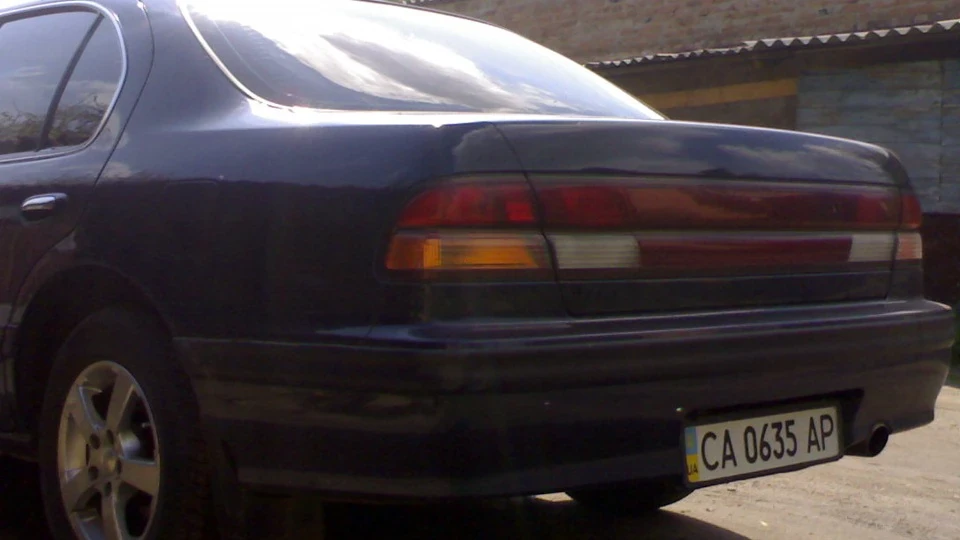 Nissan Maxima QX Dark blue metallic;3.0V6 3