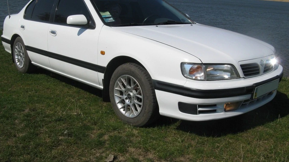 Nissan Maxima QX глісер з Покемонії 3