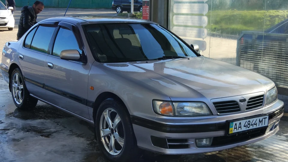 Nissan Maxima QX Grey Max 3