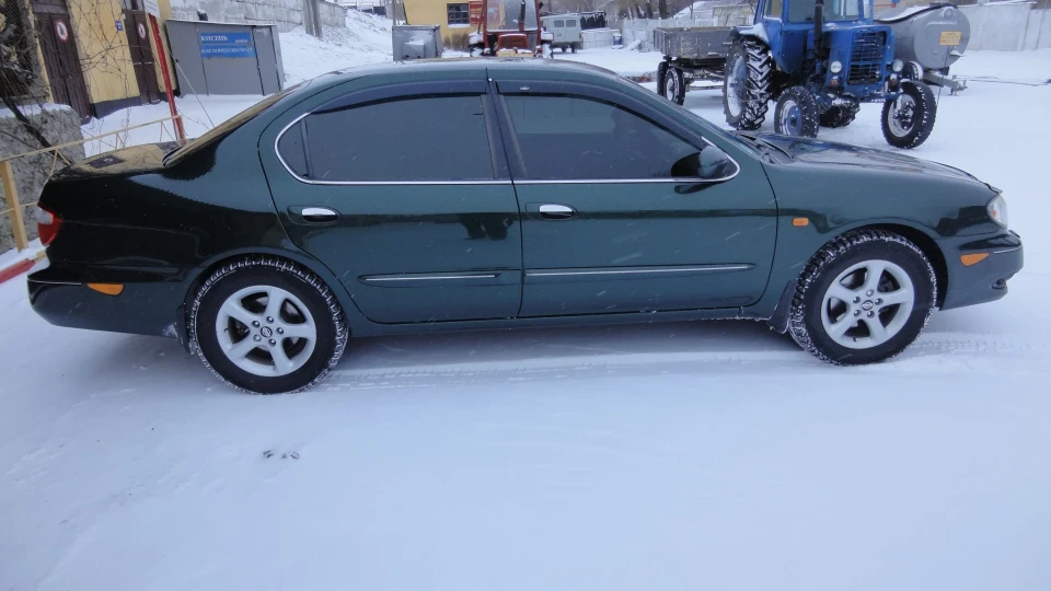 Nissan Maxima QX Ластівка 3