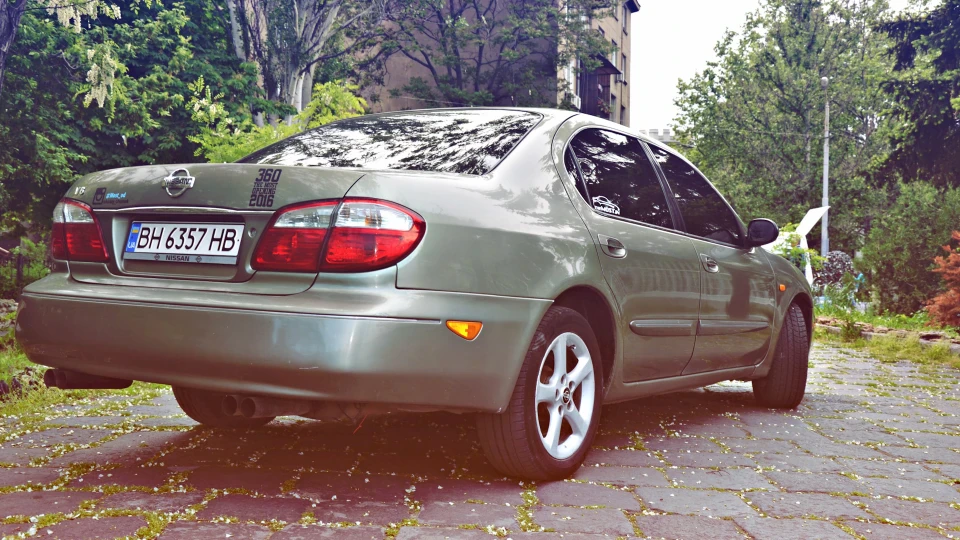 Nissan Maxima QX Понтозавр 2