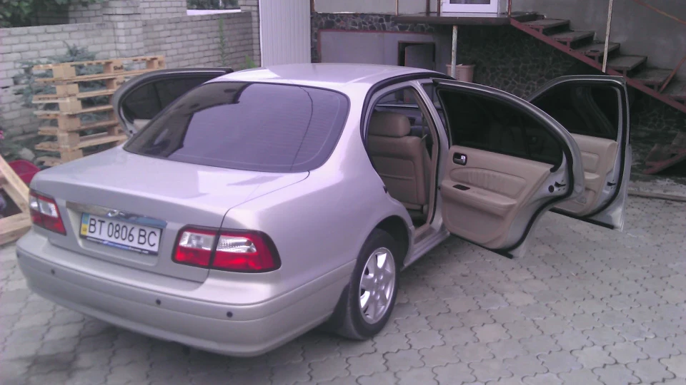 Nissan Maxima QX Samsung SM5 KoreanCar 2