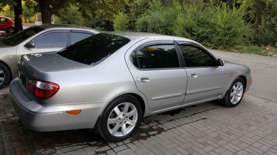 Nissan Maxima QX сірий кардинал 3