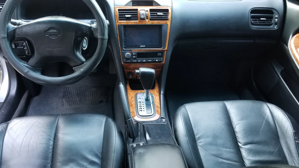 Nissan Maxima QX сірий кардинал 4