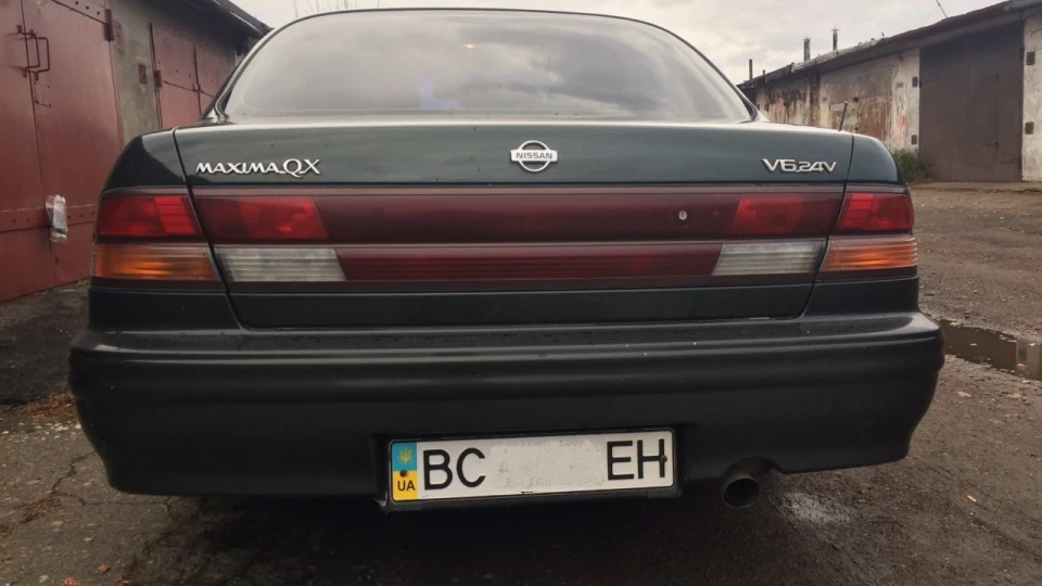 Nissan Maxima QX V6 24v