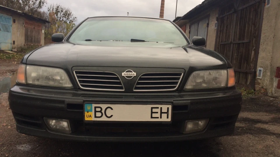 Nissan Maxima QX V6 24v 2