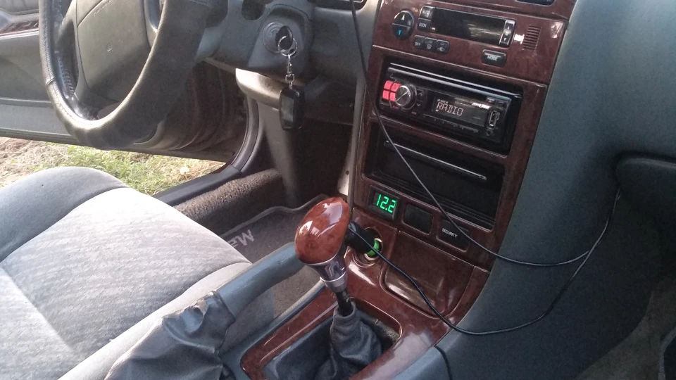 Nissan Maxima QX VIP 3