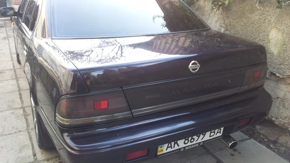 Nissan Maxima 2