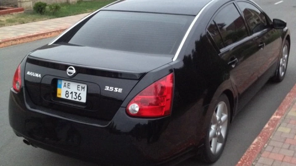 Nissan Maxima 3