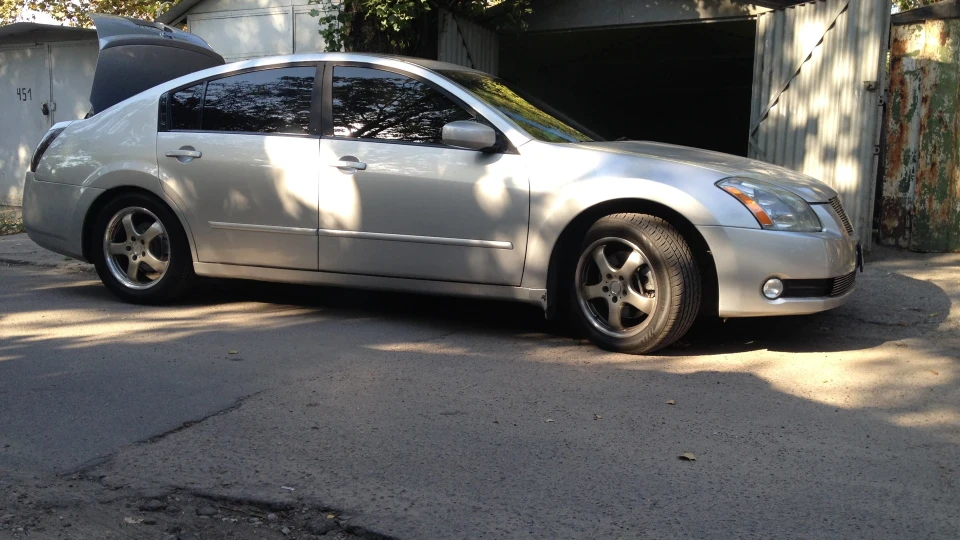 Nissan Maxima