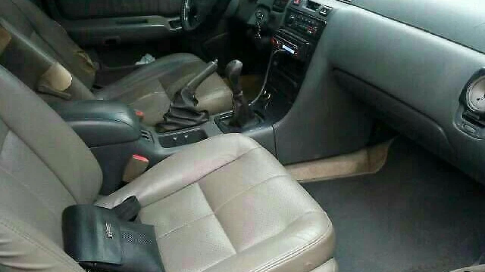 Nissan Maxima 5