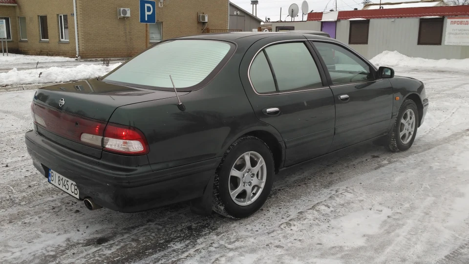 Nissan Maxima 2