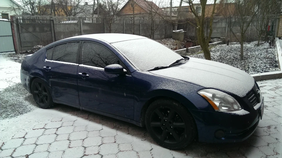 Nissan Maxima 2