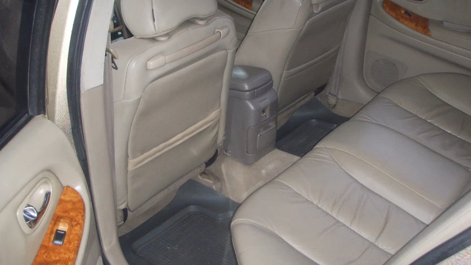 Nissan Maxima 3