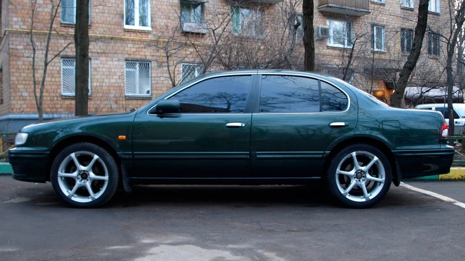 Nissan Maxima 2