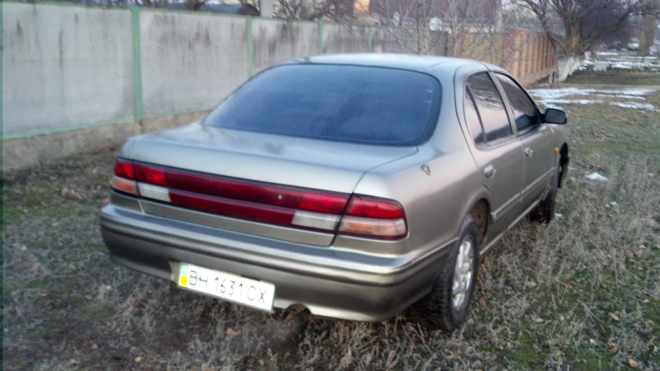 Nissan Maxima 2.0 4