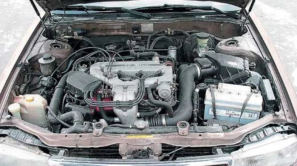 Nissan Maxima 3,0 механіка канадка 4