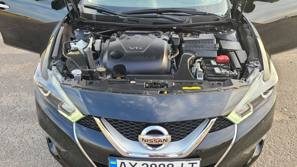Nissan Maxima 3.5 V6 5