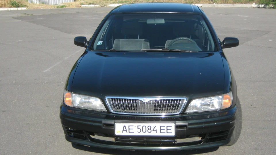 Nissan Maxima low