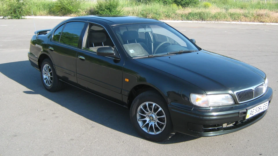 Nissan Maxima low 2