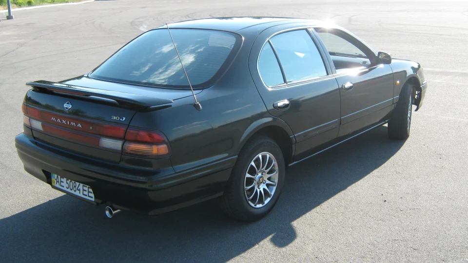 Nissan Maxima low 3