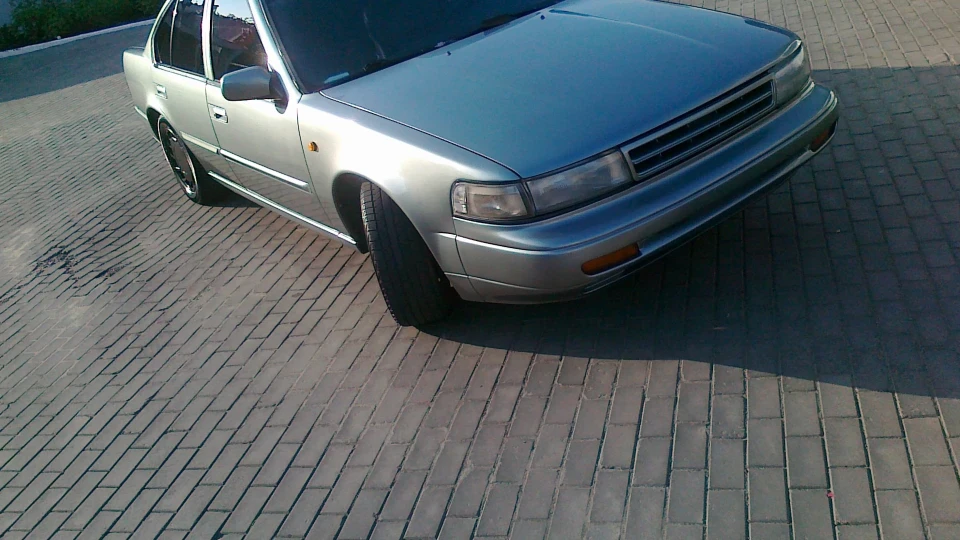 Nissan Maxima Проковтне і упрє 2