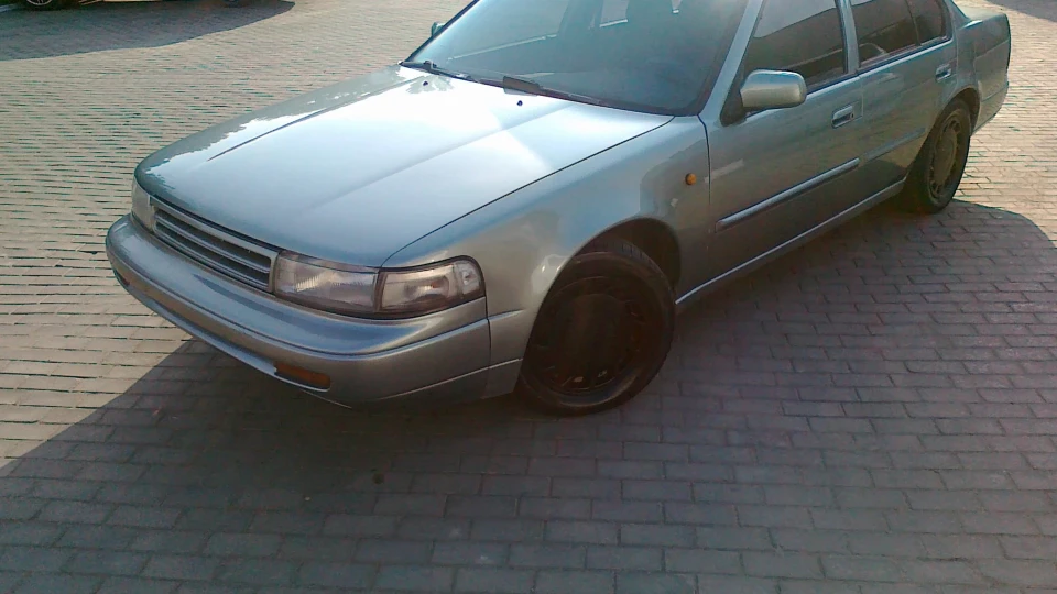 Nissan Maxima Проковтне і упрє 3