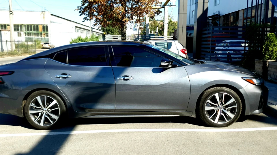 Nissan Maxima Putin hooilo 2