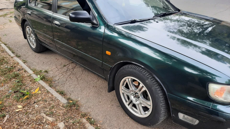 Nissan Maxima Зелений металік 2