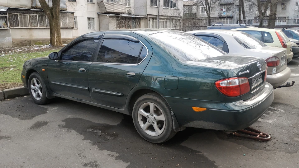 Nissan Maxima Зелений металік 2