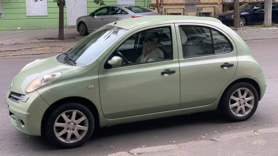 Nissan Micra 2