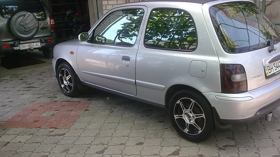 Nissan Micra 4