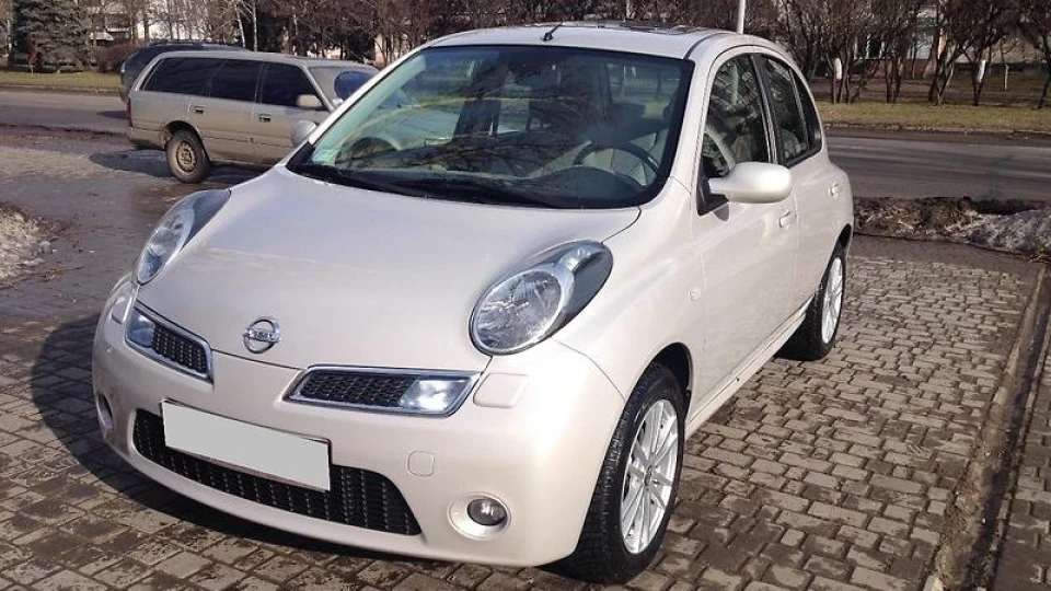 Nissan Micra 2