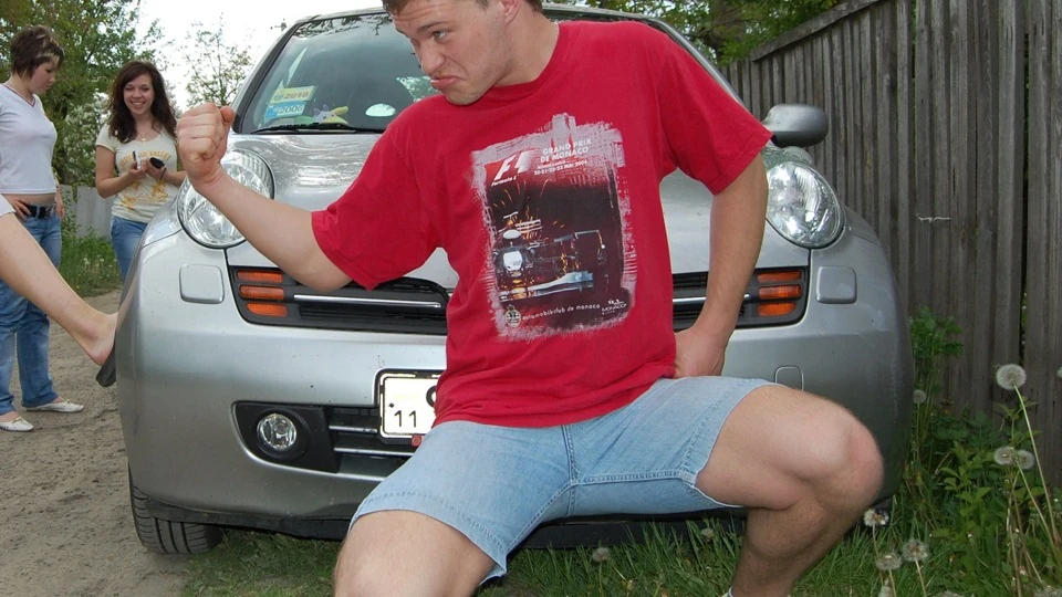Nissan Micra 2